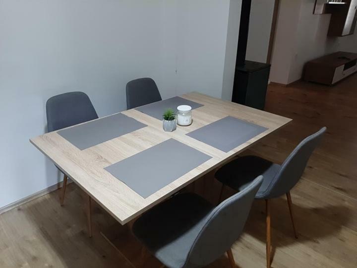 Zoe Apartment Maribor Luaran gambar