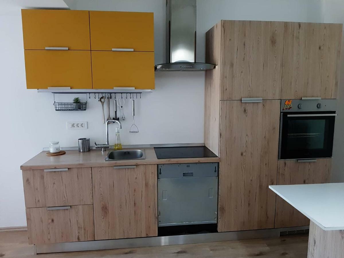 Zoe Apartment Maribor Luaran gambar